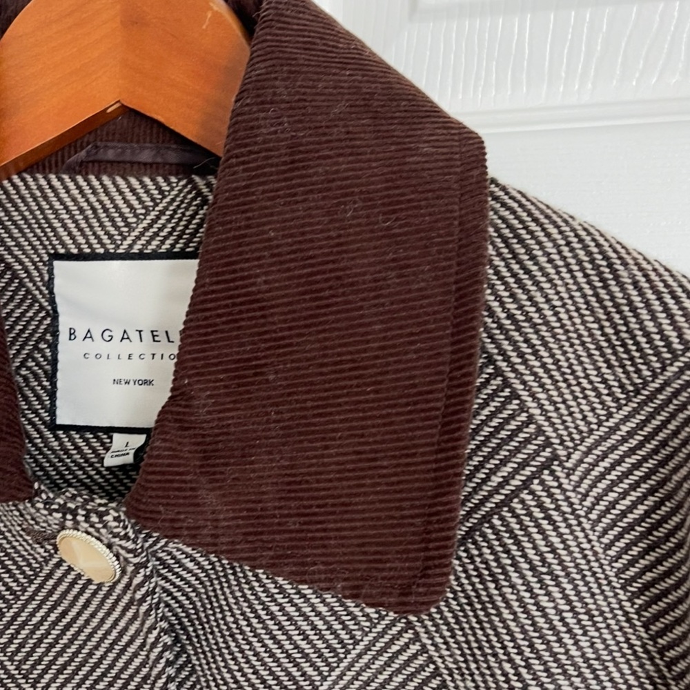 ✨Bagatelle Jacket✨ - Picture 6 of 10